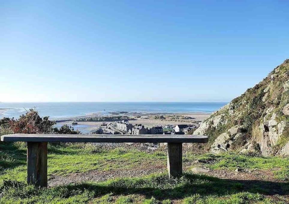 Harbourside 2 Bed Apartment, Barmouth Bridge Views Esterno foto
